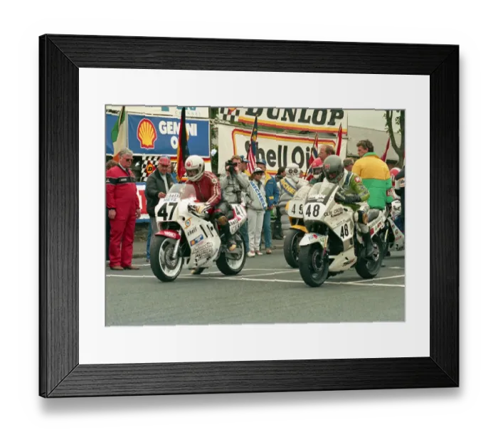 Framed Print : Richard Rose (Suzuki) and Rob Haynes (Kawasaki) 1988 Formula One TT Framed Print : Richard Rose (Suzuki) and Rob Haynes (Kawasaki) 1988 Formula One TT