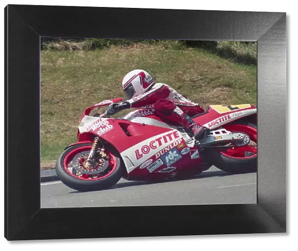 Geoff Johnson (Bimota Yamaha) 1988 Senior TT