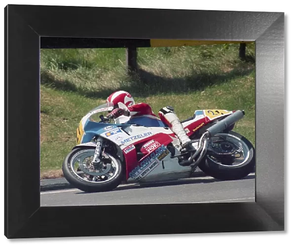 Carl Fogarty (Honda) 1988 Senior TT