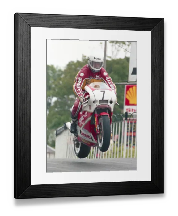 Framed Print : Dave Leach (Bimota Yamaha) 1988 Formula One TT Framed Print : Dave Leach (Bimota Yamaha) 1988 Formula One TT