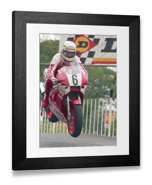 Framed Print : Barry Woodland (Bimota Yamaha) 1988 Formula One TT Framed Print : Barry Woodland (Bimota Yamaha) 1988 Formula One TT
