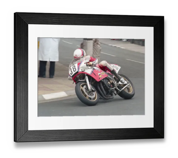 Framed Print : Tony Moran (Yamaha) 1988 Formula One TT