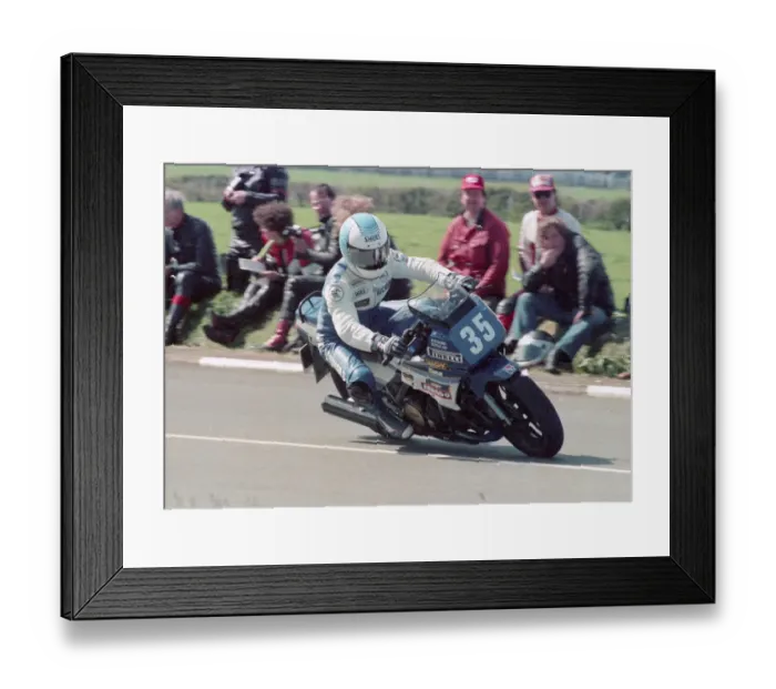 Framed Print : Richard Scoular (Yamaha) 1986 Production B TT Framed Print : Richard Scoular (Yamaha) 1986 Production B TT
