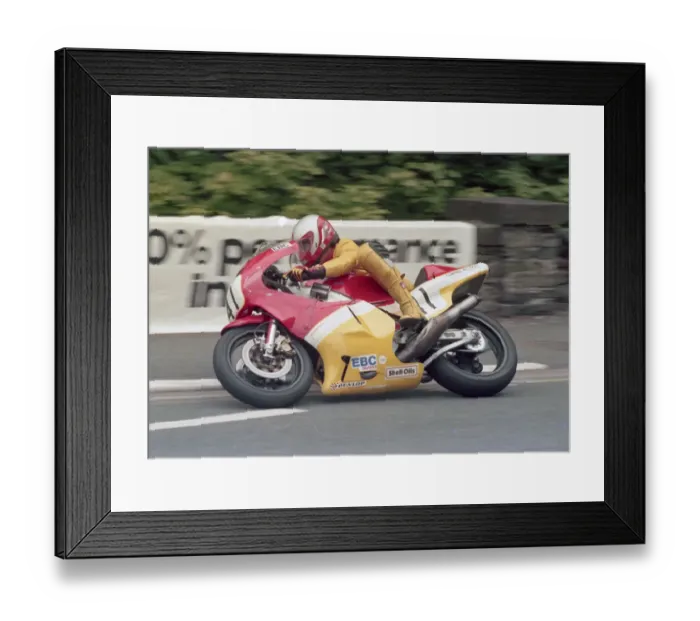 Framed Print : Des Barry (Yamaha) 1986 Formula One TT Framed Print : Des Barry (Yamaha) 1986 Formula One TT