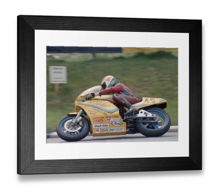 Framed Print : Alan Jackson (Suzuki) 1986 Senior TT Framed Print : Alan Jackson (Suzuki) 1986 Senior TT