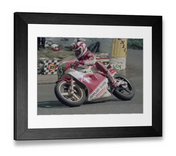 Framed Print : Carl Fogarty (Yamaha) 1986 Junior TT Framed Print : Carl Fogarty (Yamaha) 1986 Junior TT