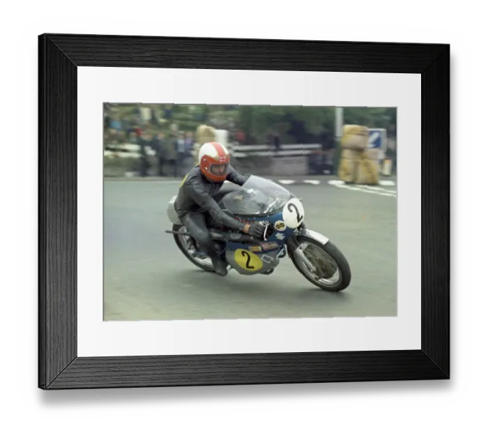 Framed Print : Frank Perris (Hi-tac Suzuki) 1971 Senior TT Framed Print : Frank Perris (Hi-tac Suzuki) 1971 Senior TT
