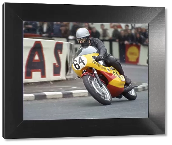 Terry Grotefeld (Padgett Yamaha) 1971 Senior TT