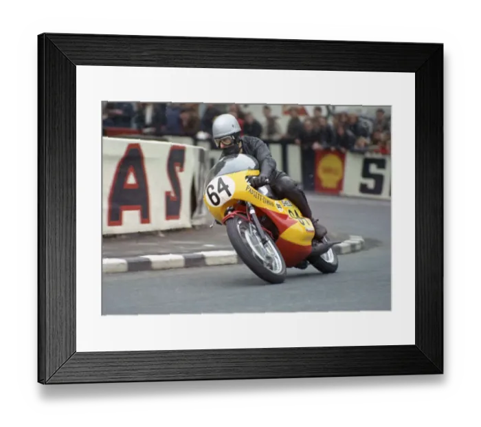 Framed Print : Terry Grotefeld (Padgett Yamaha) 1971 Senior TT Framed Print : Terry Grotefeld (Padgett Yamaha) 1971 Senior TT