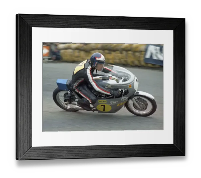 Framed Print : Tony Jefferies (Arter Matchless) 1971 Senior TT Framed Print : Tony Jefferies (Arter Matchless) 1971 Senior TT