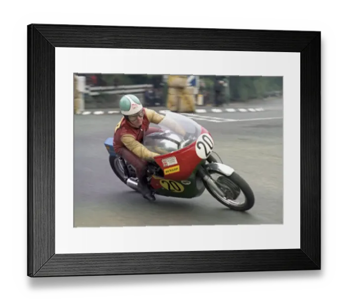 Framed Print : Tom Dickie (Cowles Matchless) 1971 Senior TT Framed Print : Tom Dickie (Cowles Matchless) 1971 Senior TT