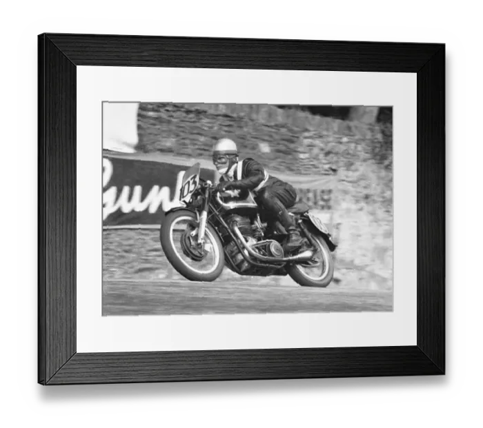Framed Print : Len Lewis (Matchless) 1957 Senior Manx Grand Prix Framed Print : Len Lewis (Matchless) 1957 Senior Manx Grand Prix