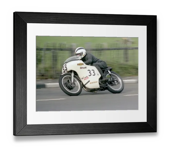 Framed Print : Alan Lawton (Norton) 1964 Senior Classic Manx Grand Prix Framed Print : Alan Lawton (Norton) 1964 Senior Classic Manx Grand Prix