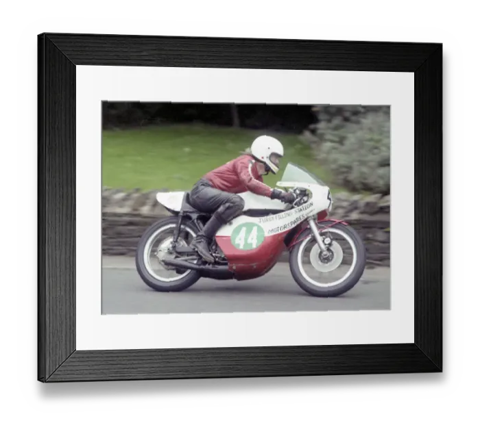 Framed Print : John Limerick (Yamaha) 1980 Lightweight Manx Grand Prix Framed Print : John Limerick (Yamaha) 1980 Lightweight Manx Grand Prix
