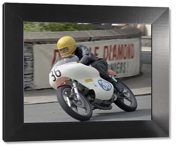Dick Linton (Aermacchi) 1974 Junior Manx Grand Prix