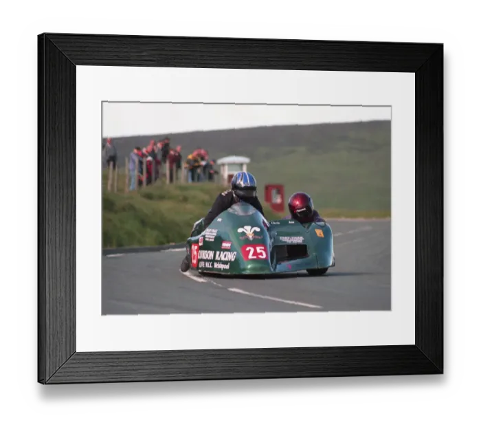 Framed Print : Mike Cookson & Kris Hibberd (Shelbourne Honda) 1999 Sidecar TT Framed Print : Mike Cookson & Kris Hibberd (Shelbourne Honda) 1999 Sidecar TT