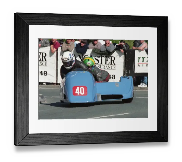 Framed Print : Helmut Lunemann & Chris McGahan (Ireson) 1999 Sidecar TT Framed Print : Helmut Lunemann & Chris McGahan (Ireson) 1999 Sidecar TT