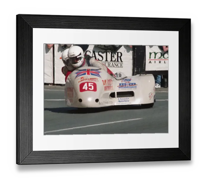 Framed Print : Bryan Pedder & Mark Adams (Shelbourne Honda) 1999 Sidecar TT