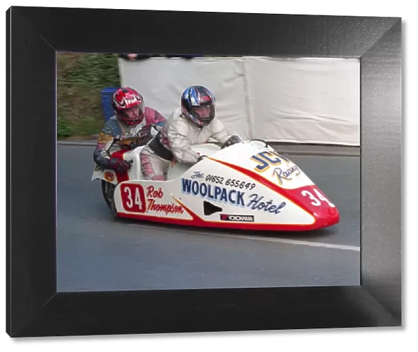 Robert Thompson & Steven Hedison (Derbyshire Honda) 2000 Sidecar TT