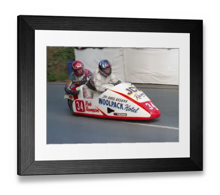 Framed Print : Robert Thompson & Steven Hedison (Derbyshire Honda) 2000 Sidecar TT Framed Print : Robert Thompson & Steven Hedison (Derbyshire Honda) 2000 Sidecar TT