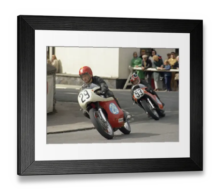 Framed Print : Dave Pither (Norton) 1974 Junior Manx Grand Prix Framed Print : Dave Pither (Norton) 1974 Junior Manx Grand Prix