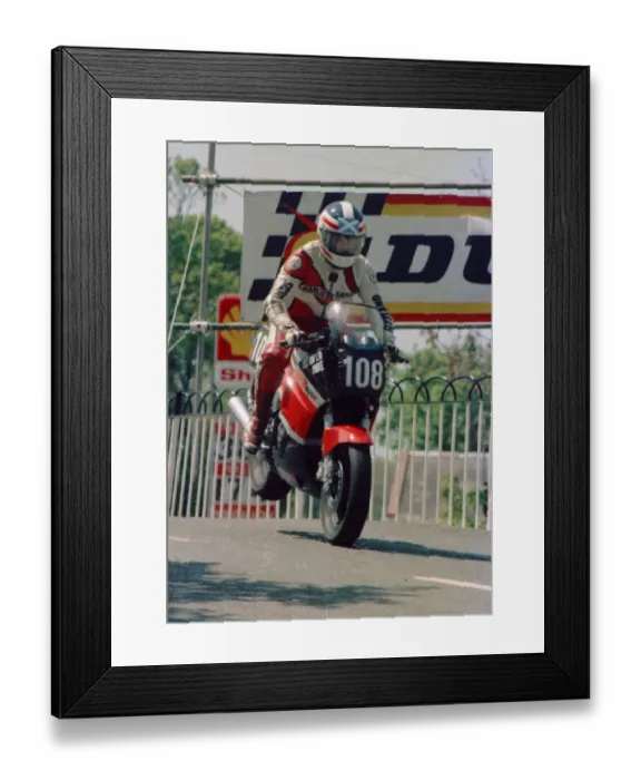 Framed Print : Charlie Wright (Kawasaki) 1986 Formula Two TT