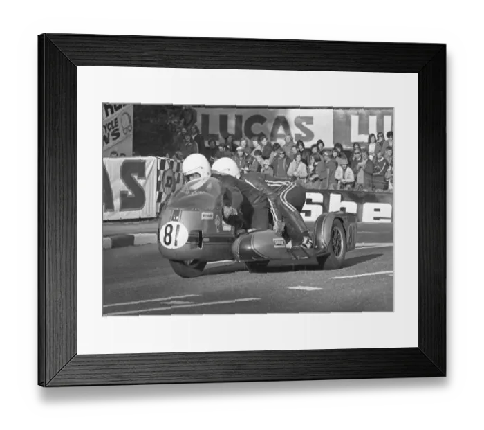 Framed Print : Colin Rispin & Malcolm Findley (Rifi BSA) 1973 750cc Sidecar TT Framed Print : Colin Rispin & Malcolm Findley (Rifi BSA) 1973 750cc Sidecar TT