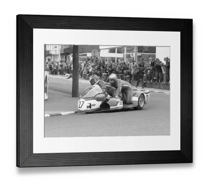 Framed Print : Mick Boddice & Dave Loach (Konig) 1974 750 Sidecar TT Framed Print : Mick Boddice & Dave Loach (Konig) 1974 750 Sidecar TT