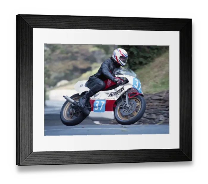 Framed Print : Neil Cudworth (Yamaha) 1990 Junior Manx Grand Prix Framed Print : Neil Cudworth (Yamaha) 1990 Junior Manx Grand Prix