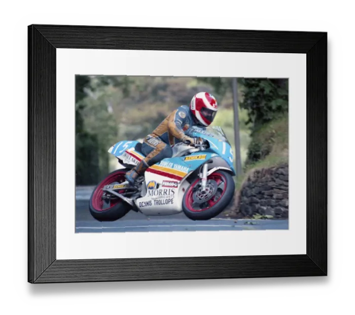 Framed Print : Sean Collister (Yamaha) 1990 Junior Manx Grand Prix Framed Print : Sean Collister (Yamaha) 1990 Junior Manx Grand Prix