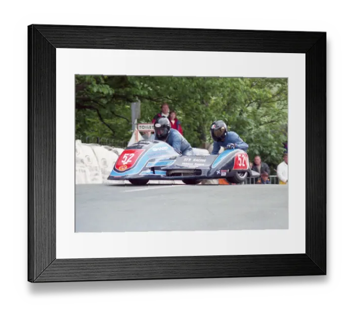 Framed Print : Mick Robson & Colin Borland (Ireson Yamaha) 2000 Sidecar TT Framed Print : Mick Robson & Colin Borland (Ireson Yamaha) 2000 Sidecar TT