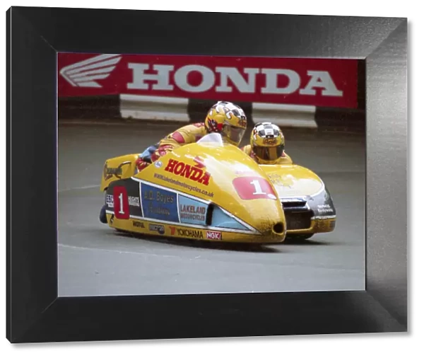Rob Fisher & Rick Long (Baker Honda) 2000 Sidecar TT