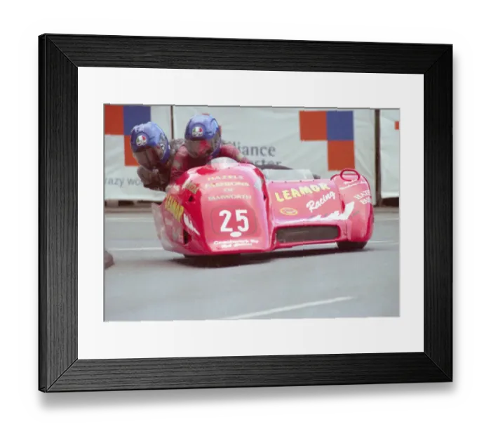 Framed Print : Bruce Moore & Rachel Norbury-Lea (Ireson Honda) 2000 Sidecar TT Framed Print : Bruce Moore & Rachel Norbury-Lea (Ireson Honda) 2000 Sidecar TT