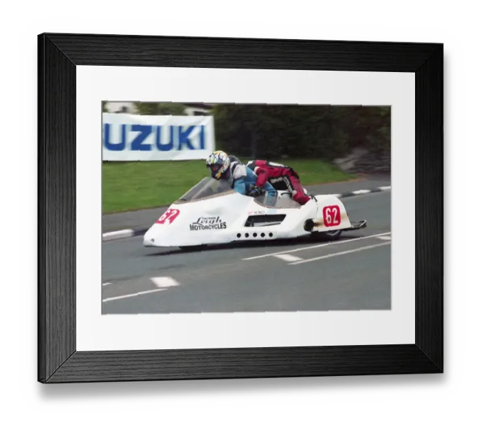 Framed Print : Stephen Money & Martin Money (Ireson Honda) 2000 Sidecar TT Framed Print : Stephen Money & Martin Money (Ireson Honda) 2000 Sidecar TT