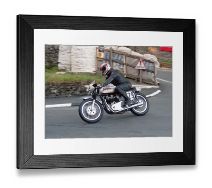 Framed Print : Les Worthington (Argon) 2000 Classic Parade Lap Framed Print : Les Worthington (Argon) 2000 Classic Parade Lap