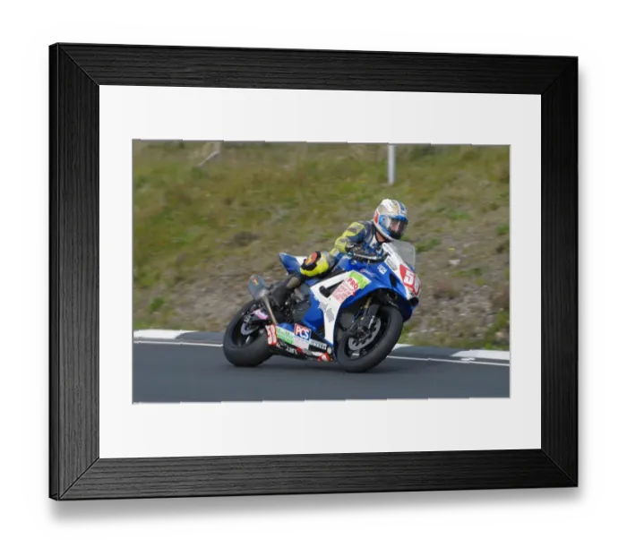 Framed Print : John Crellin (Suzuki) 2009 Superstock TT Framed Print : John Crellin (Suzuki) 2009 Superstock TT