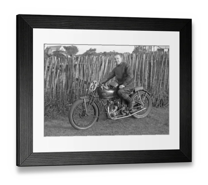 Framed Print : Lawrence Longstaff (CTS) 1938 Lightweight Manx Grand Prix Framed Print : Lawrence Longstaff (CTS) 1938 Lightweight Manx Grand Prix