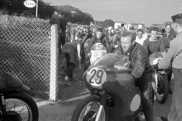 Barry Lindley (Matchless) 1962 Senior Manx Grand Prix