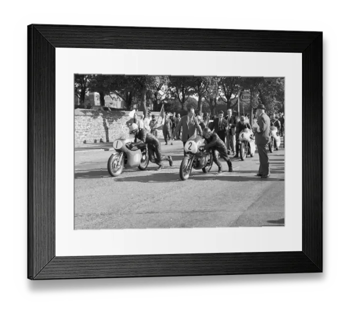 Framed Print : Paul Ludlam (Ducati) and Chris Fenton (Aermacchi) 1965 Lightweight Manx Grand Prix Framed Print : Paul Ludlam (Ducati) and Chris Fenton (Aermacchi) 1965 Lightweight Manx Grand Prix