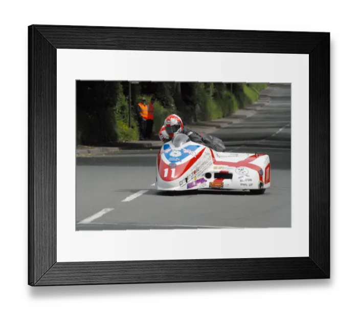 Framed Print : Conrad Harrison & Kerry Williams (Shelbourne Honda) 2009 Sidecar TT Framed Print : Conrad Harrison & Kerry Williams (Shelbourne Honda) 2009 Sidecar TT