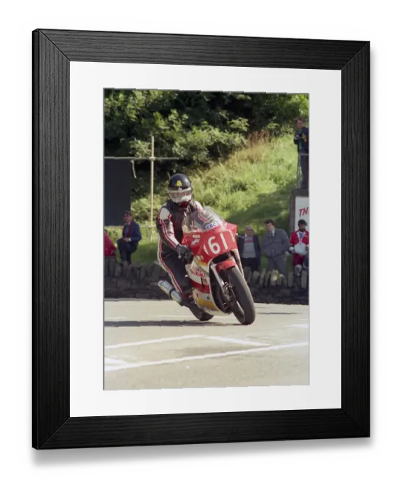 Framed Print : Joe Newton (Suzuki) 1987 Newcomers Manx Grand Prix Framed Print : Joe Newton (Suzuki) 1987 Newcomers Manx Grand Prix