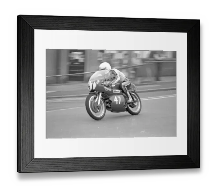 Framed Print : Dennis Oldham (Aermacchi) 1978 Newcomers Manx Grand Prix Framed Print : Dennis Oldham (Aermacchi) 1978 Newcomers Manx Grand Prix