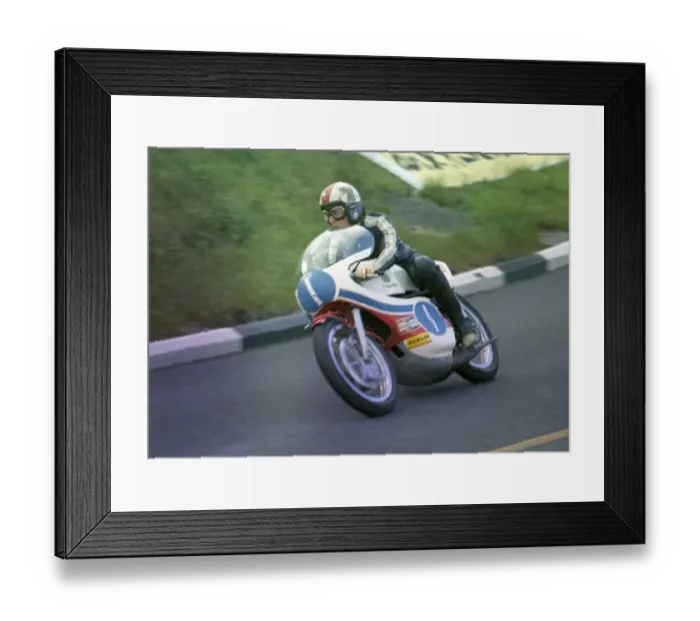 Framed Print : Chas Mortimer (Yamaha) 1972 Junior TT Framed Print : Chas Mortimer (Yamaha) 1972 Junior TT