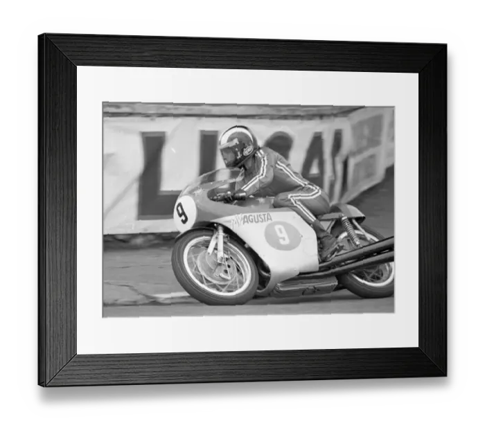 Framed Print : Phil Read (MV) 1972 Junior TT Framed Print : Phil Read (MV) 1972 Junior TT