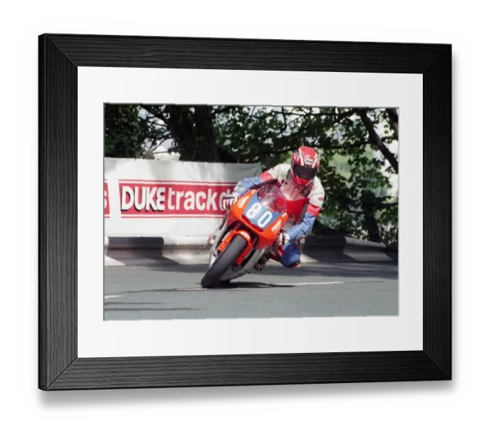Framed Print : Ted Roebuck (Yamaha) 2002 Lightweight 250 TT Framed Print : Ted Roebuck (Yamaha) 2002 Lightweight 250 TT