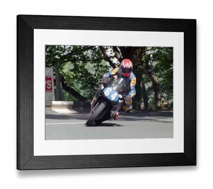 Framed Print : Paul Dobbs (Triumph) 2002 Junior 600 TT Framed Print : Paul Dobbs (Triumph) 2002 Junior 600 TT