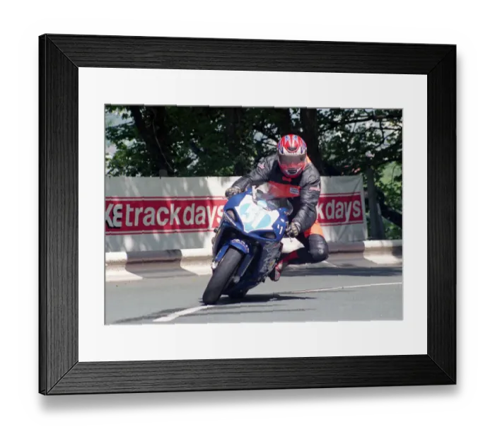 Framed Print : David Paredes (Yamaha) 2002 Junior 600 TT Framed Print : David Paredes (Yamaha) 2002 Junior 600 TT
