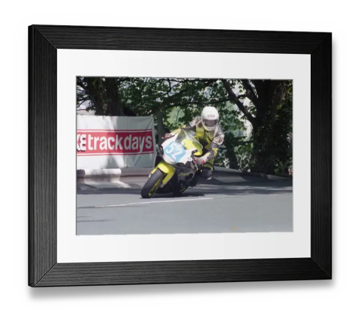 Framed Print : Robert A Price (Yamaha) 2002 Junior 600 TT Framed Print : Robert A Price (Yamaha) 2002 Junior 600 TT