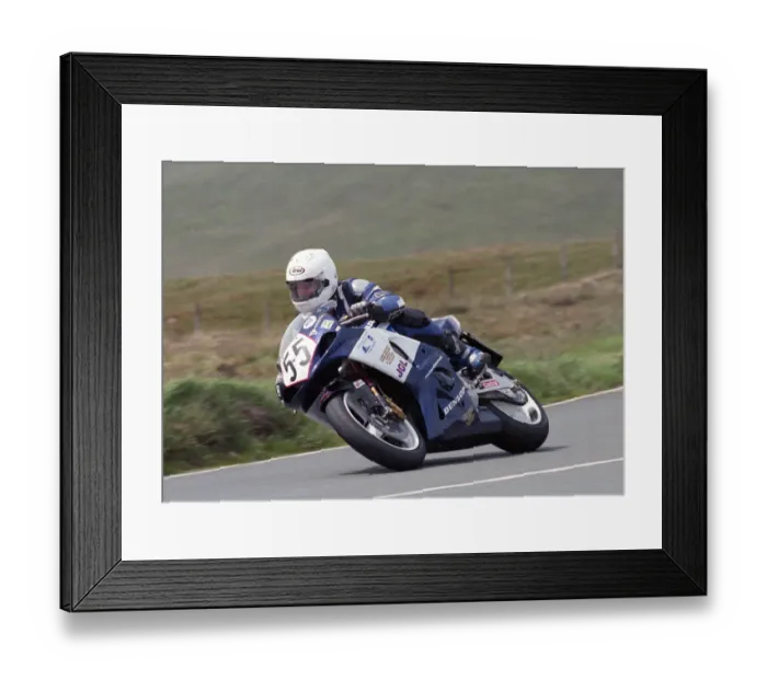 Framed Print : Robert J Price (Suzuki) 2002 Formula One TT Framed Print : Robert J Price (Suzuki) 2002 Formula One TT