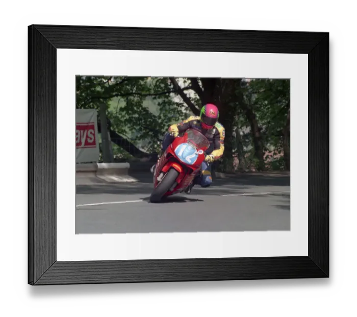 Framed Print : Gordon Blackley (Honda) 2002 Junior 600 TT Framed Print : Gordon Blackley (Honda) 2002 Junior 600 TT